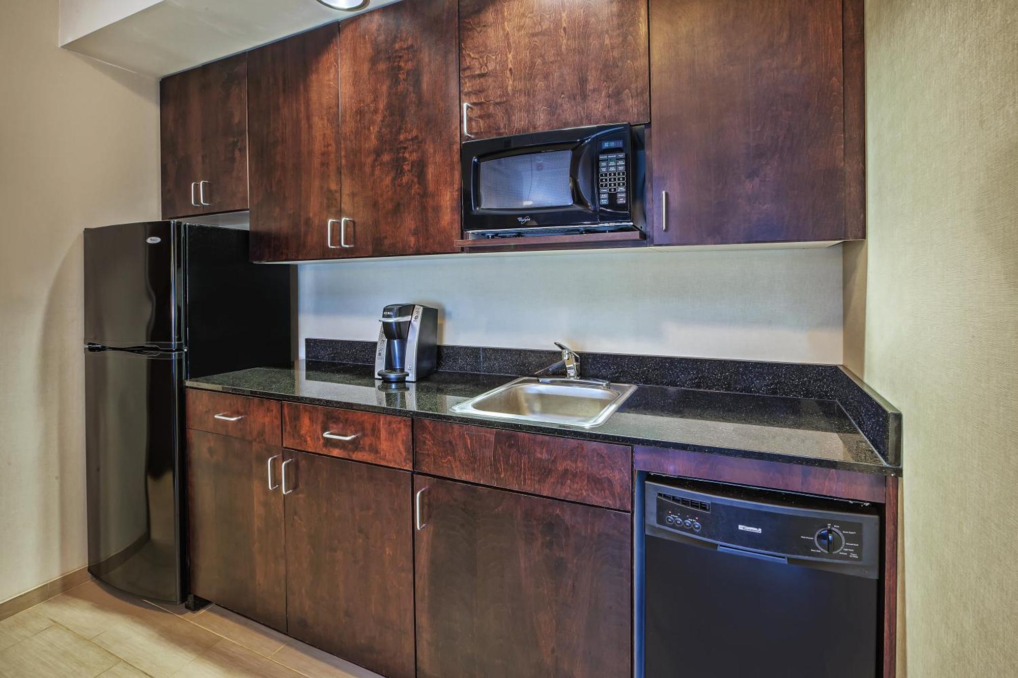 Holiday Inn Express & Suites Dayton South - I-675 By Ihg Shanersville Eksteriør bilde